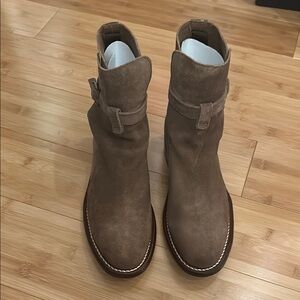 Thursday Taupe Rogue Boot - Size 7 Men’s - With Box